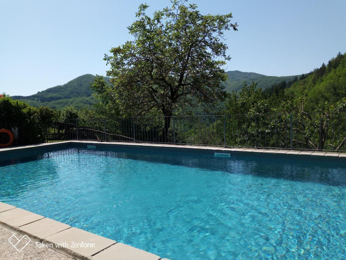 Agriturismo Ristoro Del Cavaliere Villa Piazza al Serchio Exterior photo