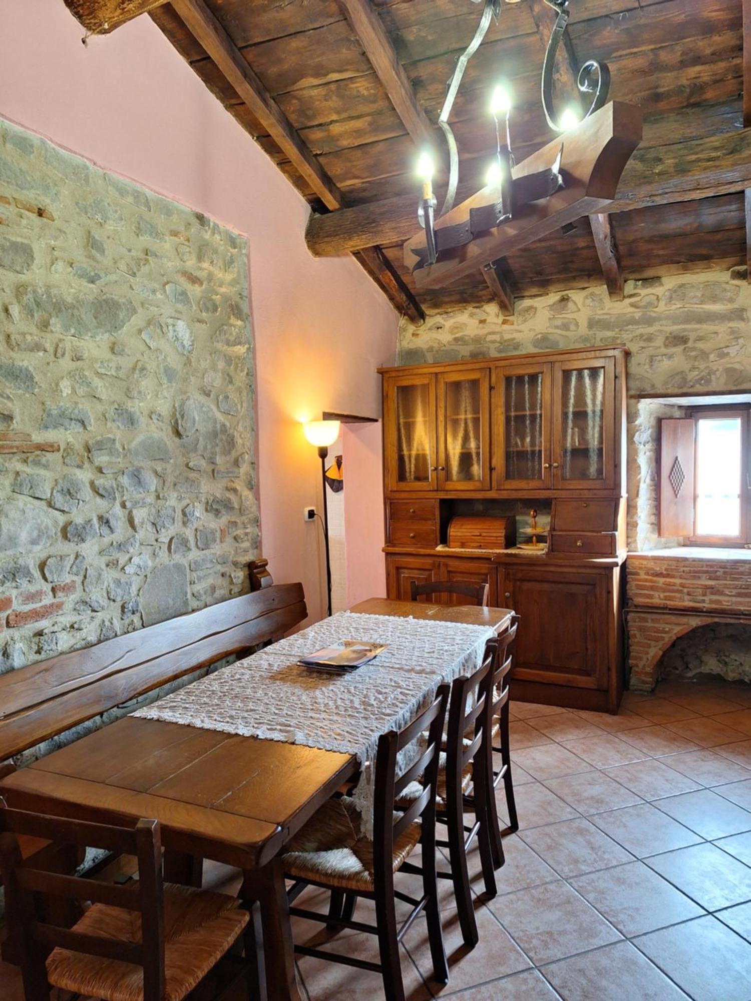 Agriturismo Ristoro Del Cavaliere Villa Piazza al Serchio Exterior photo