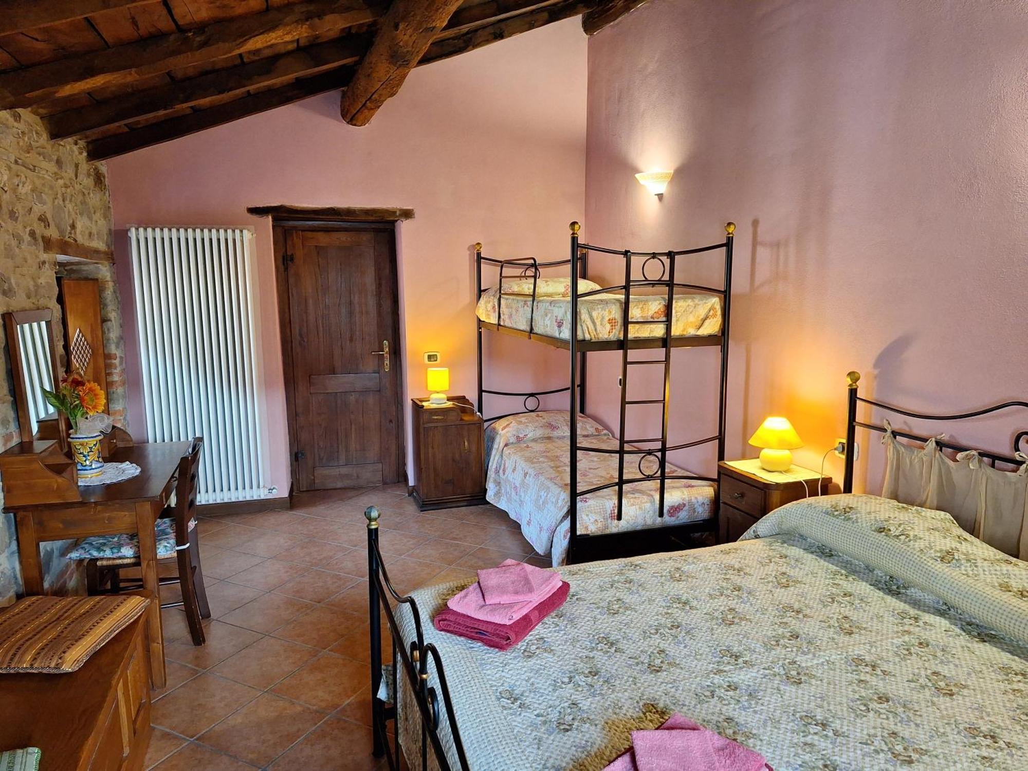 Agriturismo Ristoro Del Cavaliere Villa Piazza al Serchio Room photo